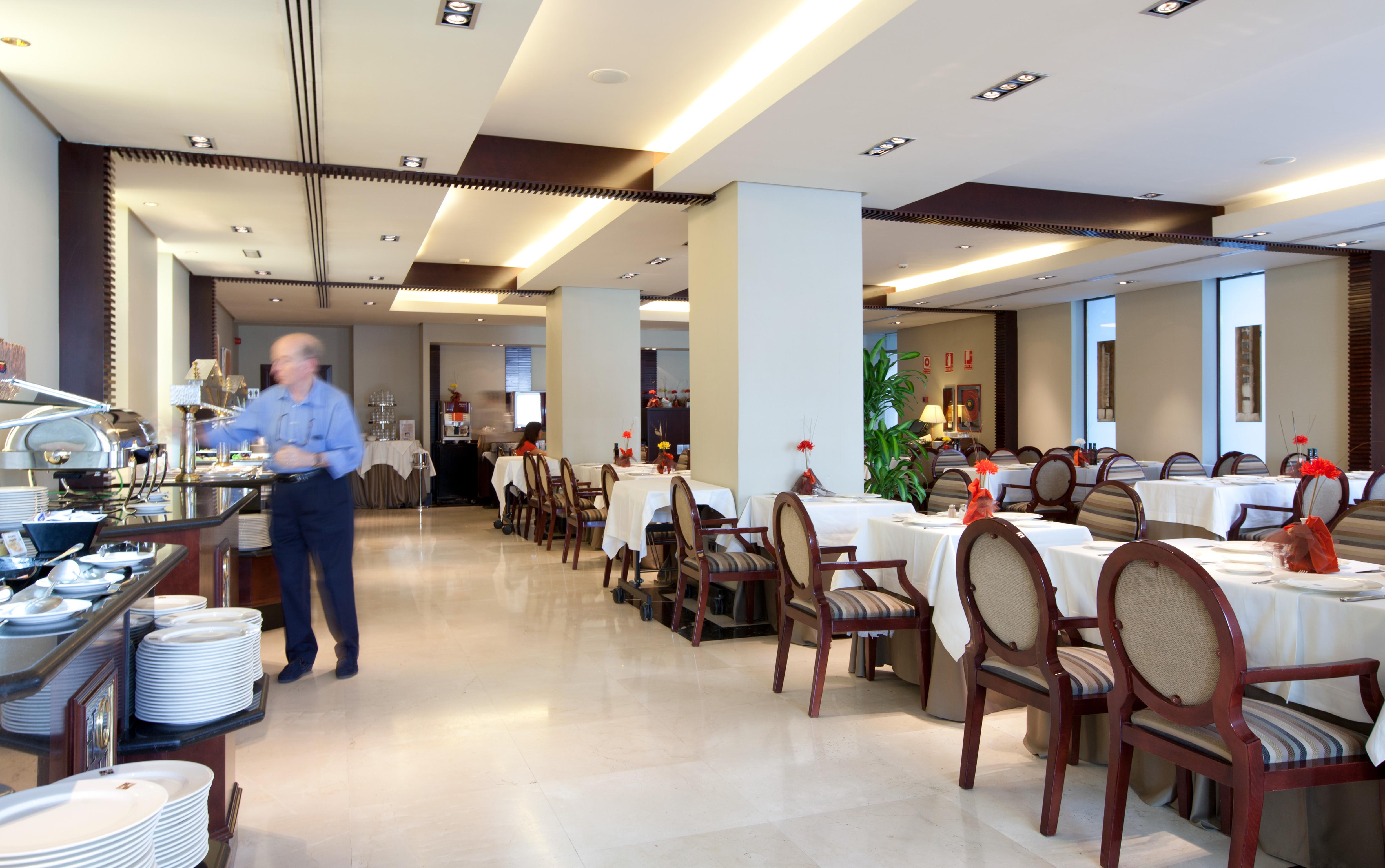 Hotel Andalucia Center Гранада Екстериор снимка
